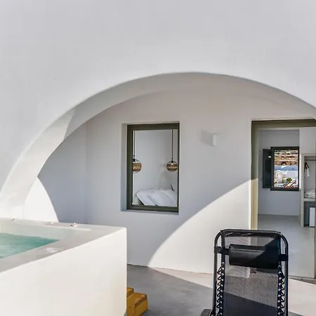 Amethyst Luxury Hotel 3*