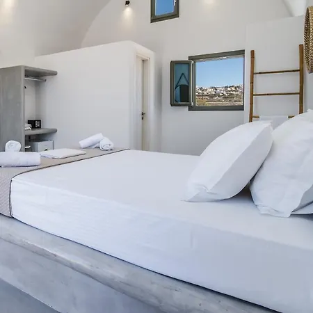 Amethyst Luxury Hotel Oia (Santorini)