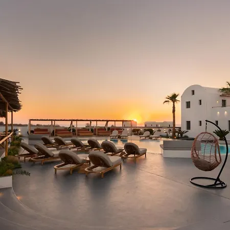 Amethyst Luxury Oia (Santorini)