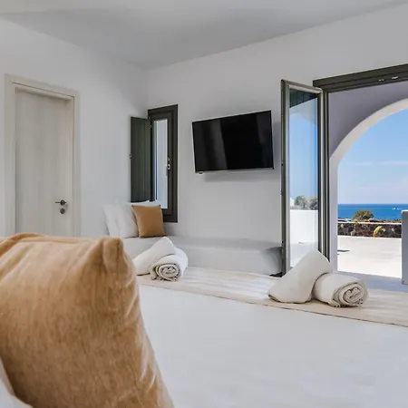 The Amethyst Exclusive Hotel Oia