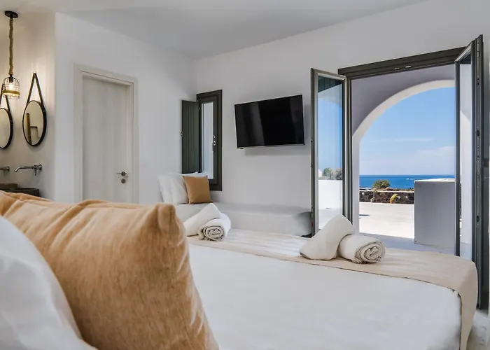 The Amethyst Exclusive Apartment Oia (Santorini)