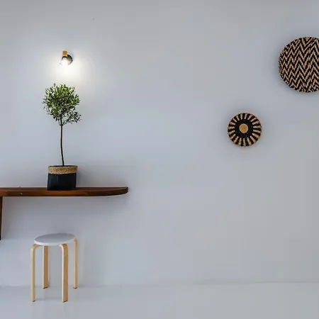 The Amethyst Exclusive Oia