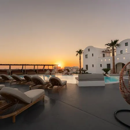 The Amethyst Exclusive Oia