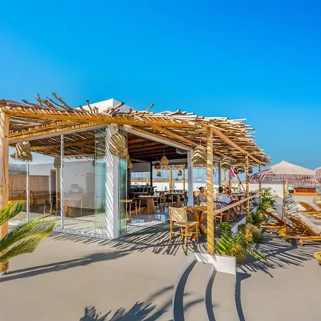 The Amethyst Exclusive Oia